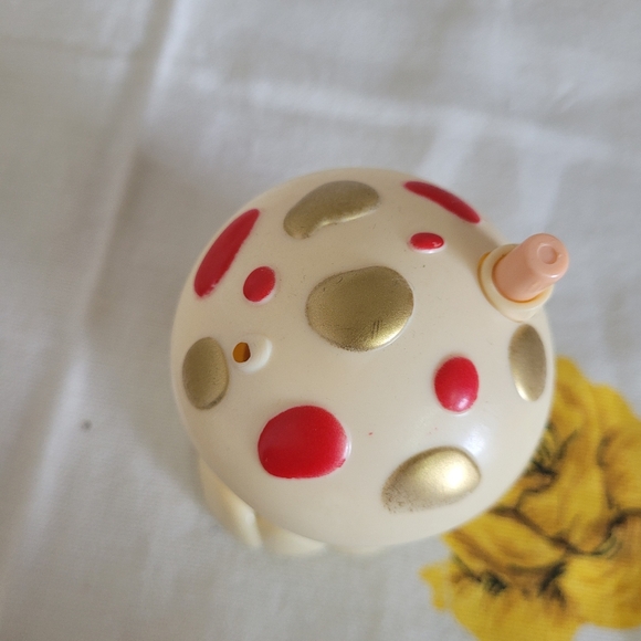 Vintage Mushroom Toothpick Dispenser - Picture 6 of 10